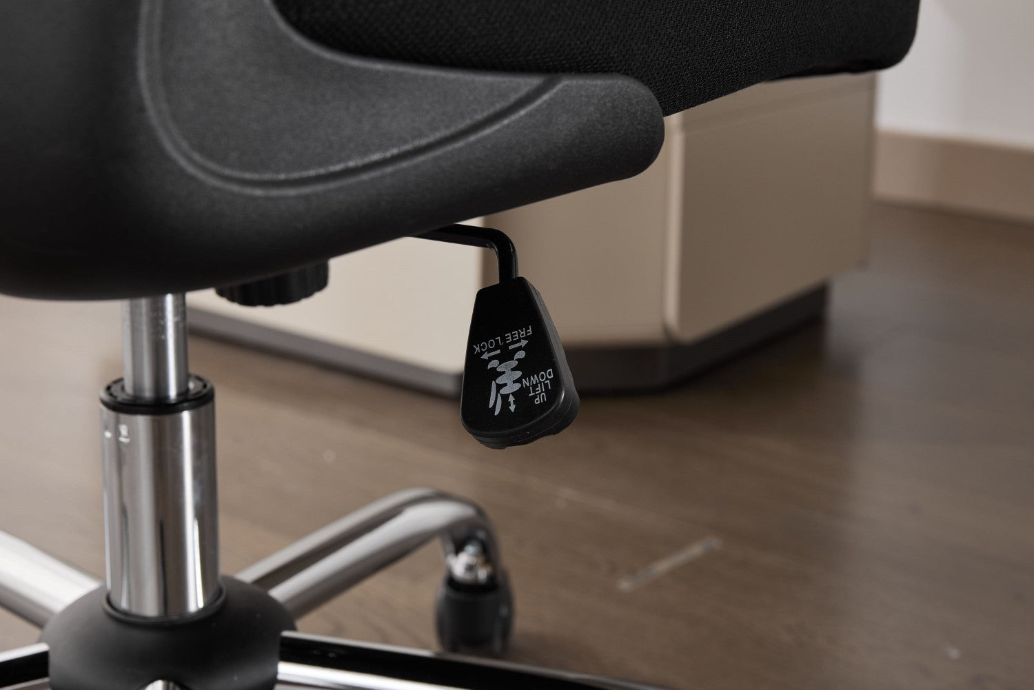Prime Mesh Black Office Chair