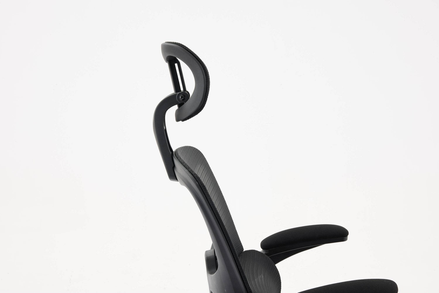 Supreme Mesh Black Office Chair