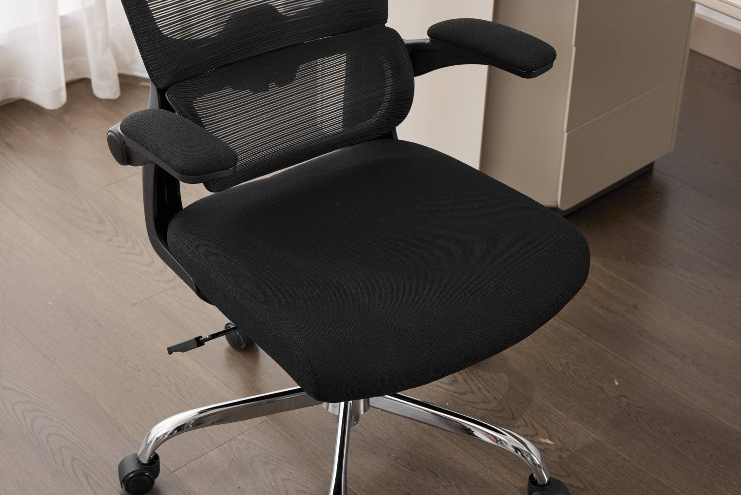 Supreme Mesh Black Office Chair