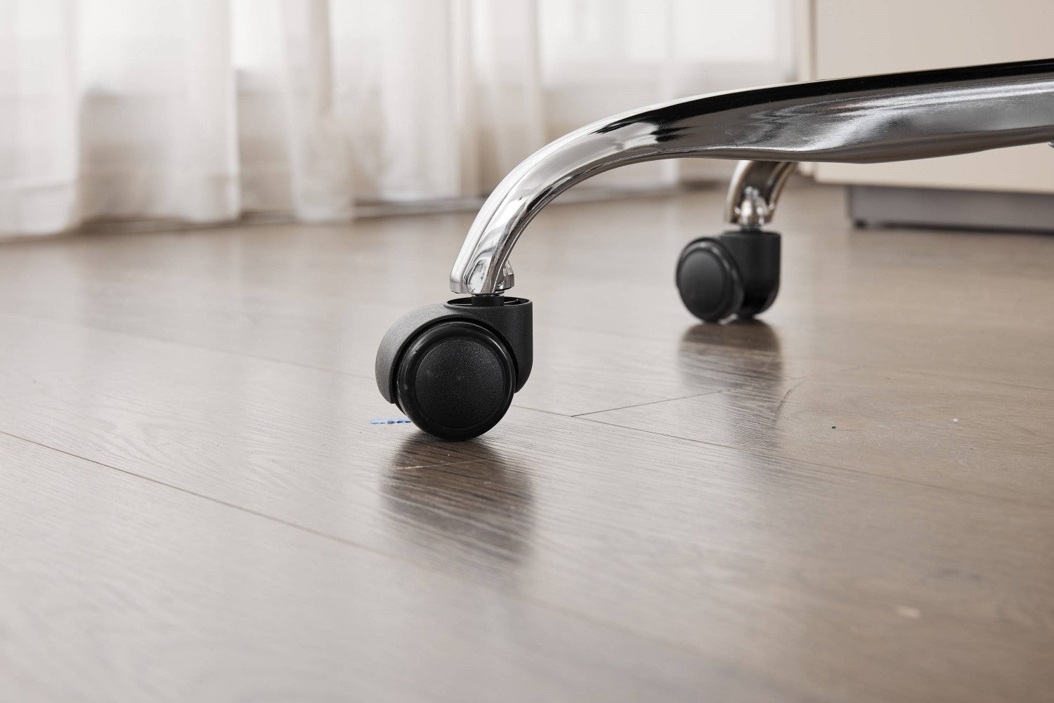 Supreme Mesh Black Office Chair