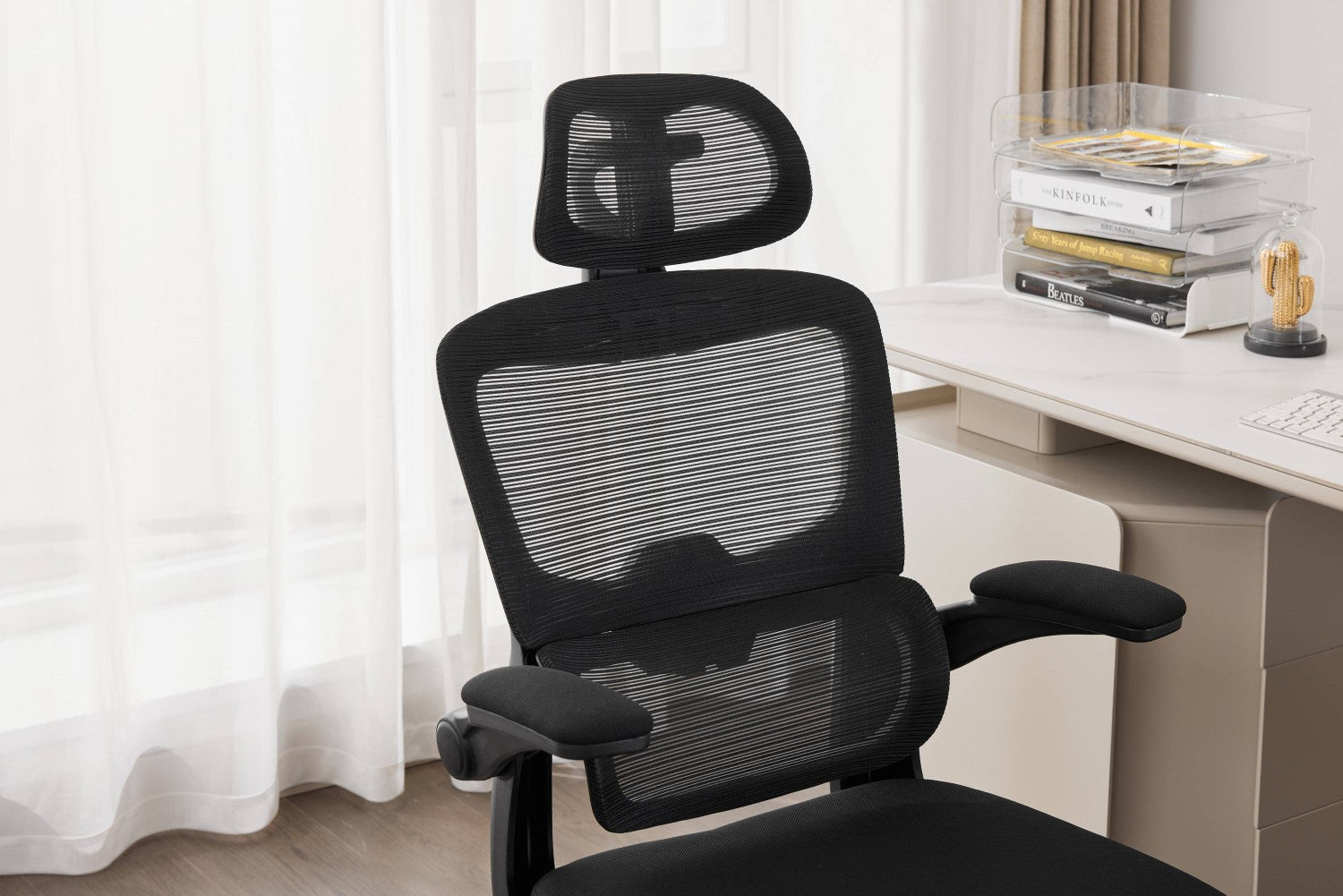Supreme Mesh Black Office Chair