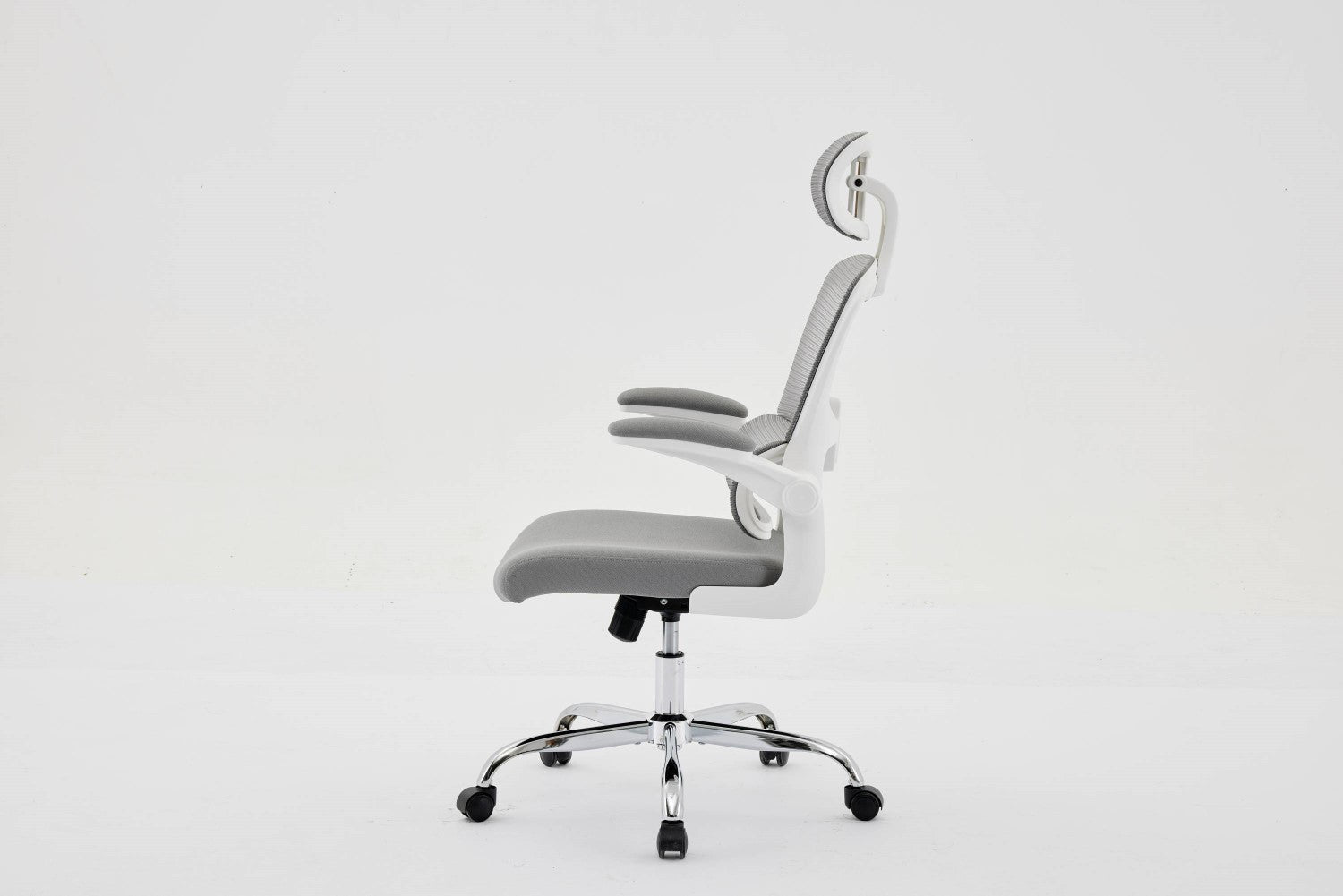Supreme Mesh Grey White Office Chair