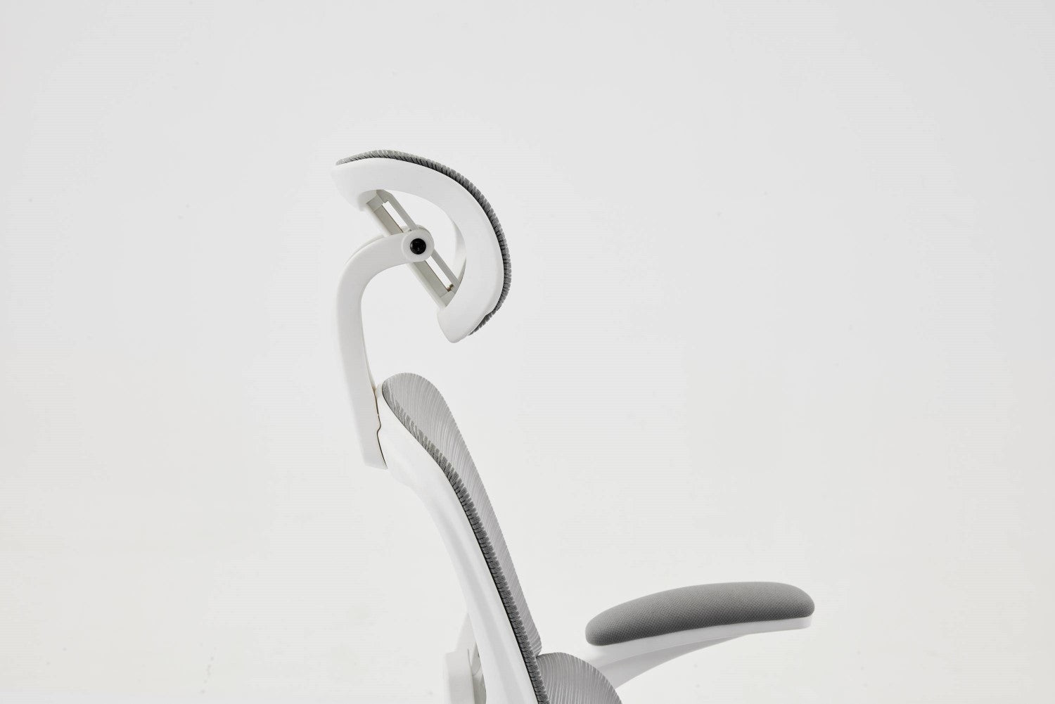 Supreme Mesh Grey White Office Chair