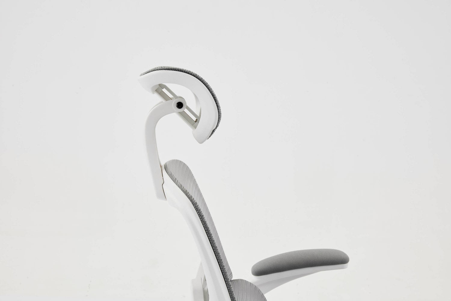 Supreme Mesh Grey White Office Chair