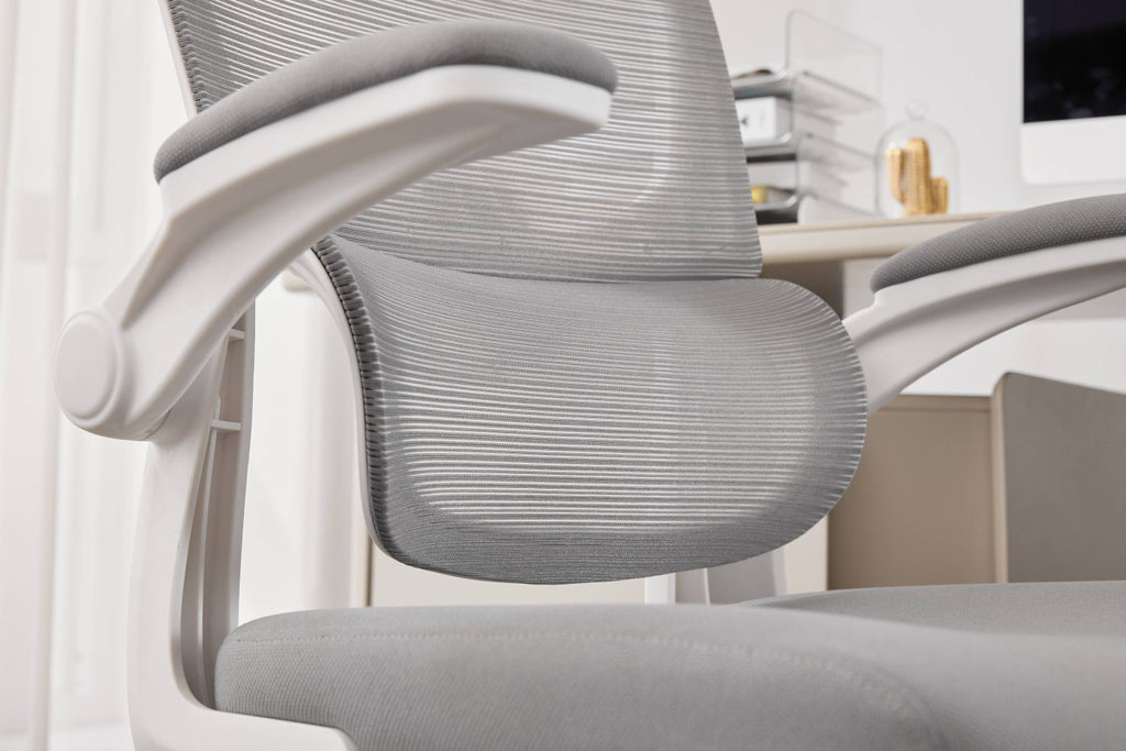 Supreme Mesh Grey White Office Chair
