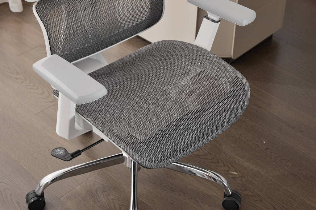 Elite Mesh Grey White Office Chair