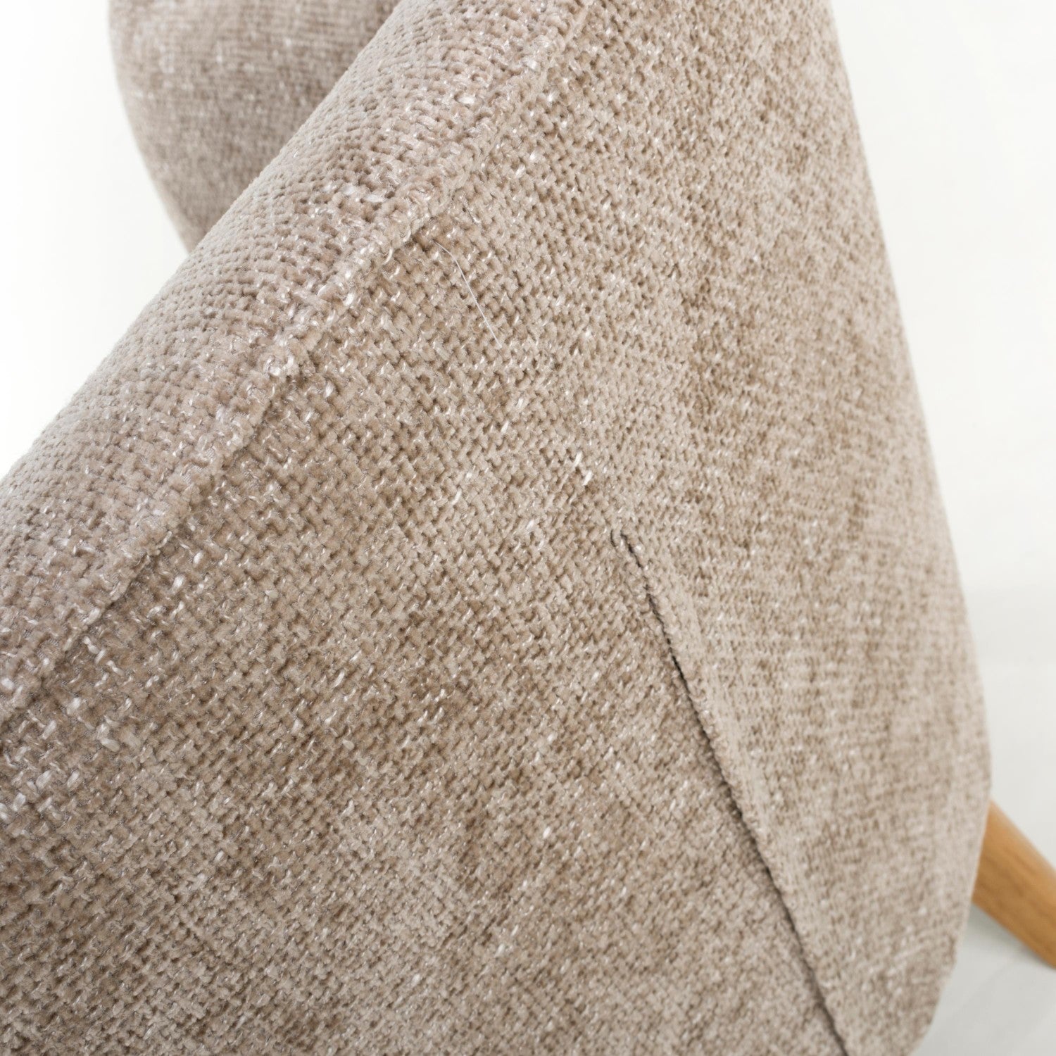 Natural Flax Fabric Curved Wing Armed Chair with Wooden Legs