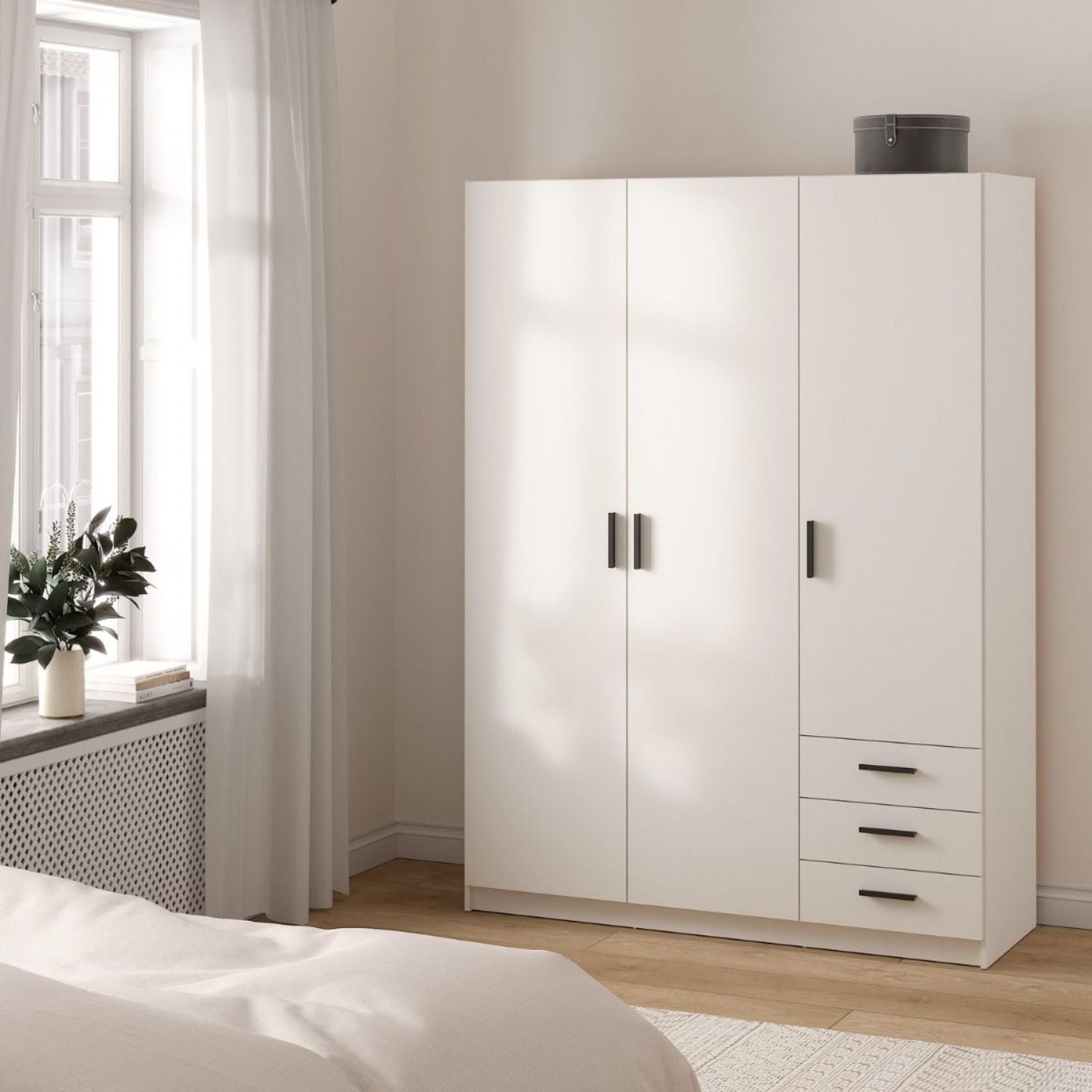 Sprint Wardrobe with 3 Doors + 3 Drawers in White