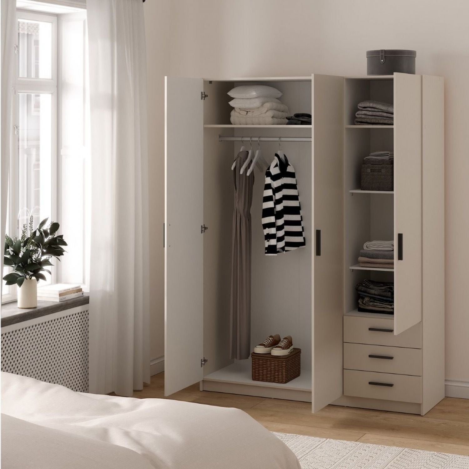 Sprint Wardrobe with 3 Doors + 3 Drawers in Cashmere