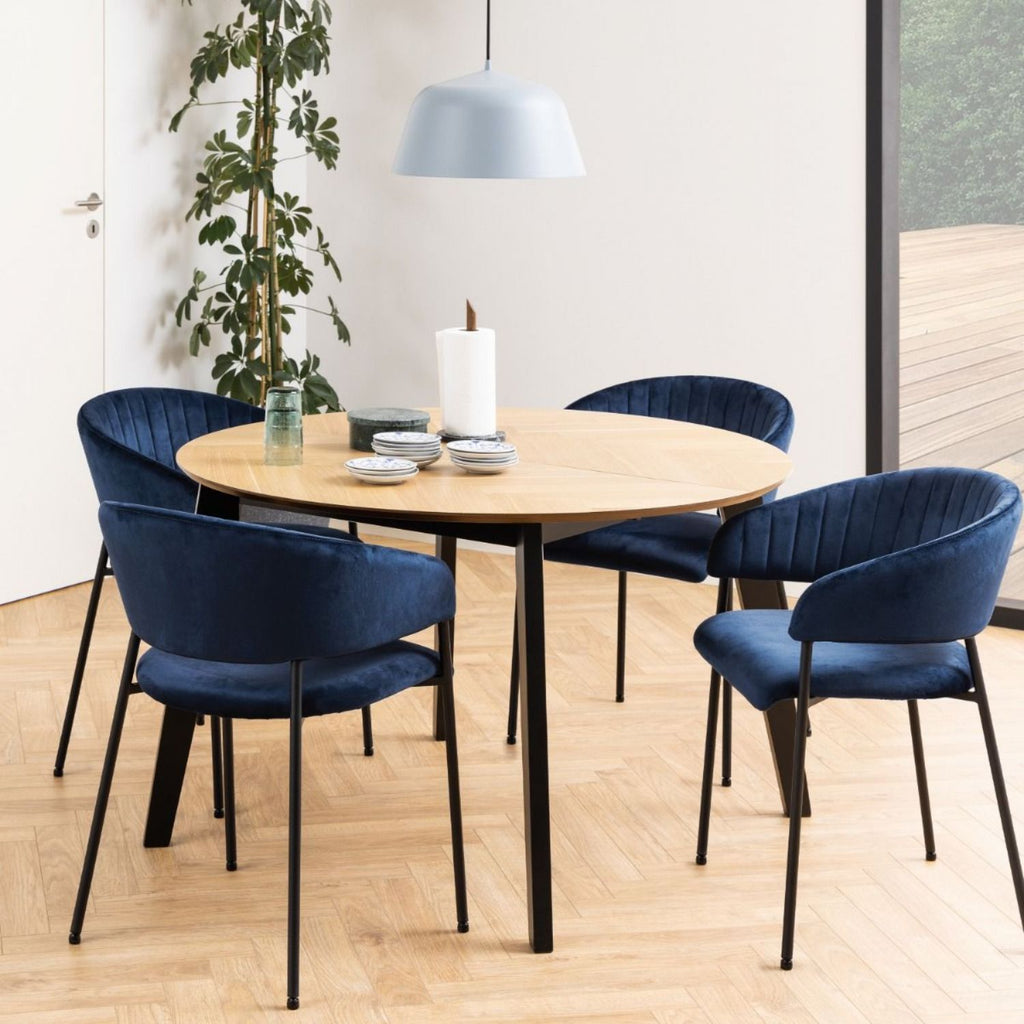 Georgetown Round Dining Table in Oak and Black