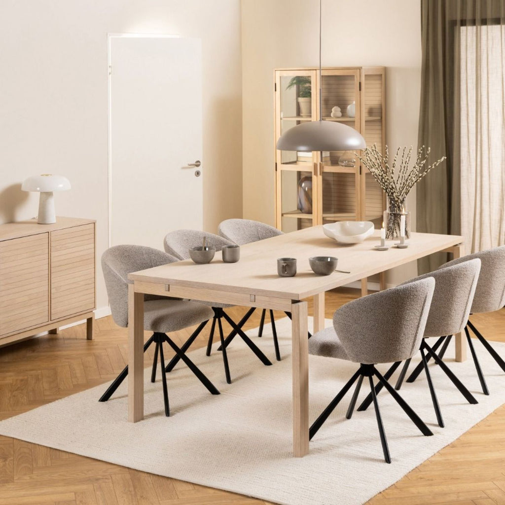 Linley Extendable Dining Table in White Oak 200 300 x 100 x 75cm