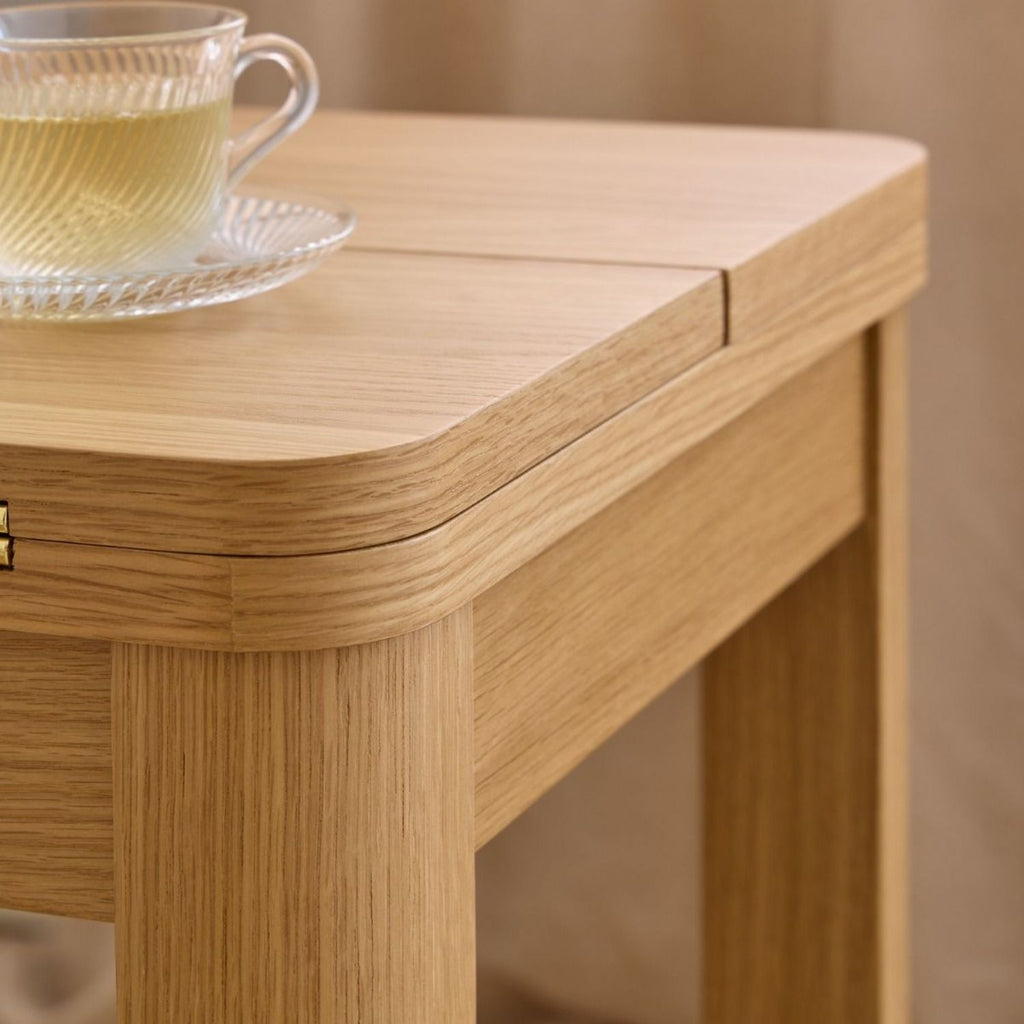 Southampton Extendable Rectangular dining table in Matt Oak 4590cm