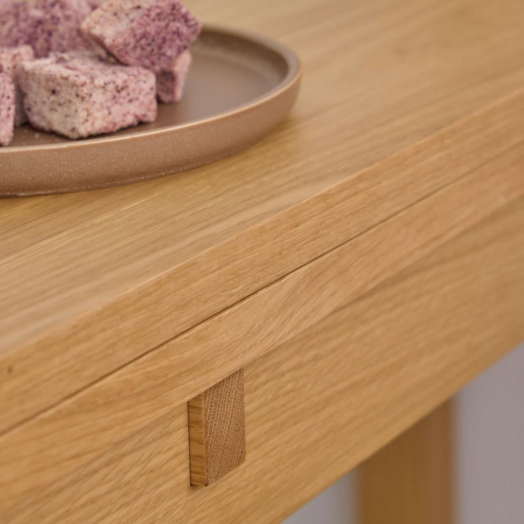 Southampton Extendable Rectangular dining table in Matt Oak 4590cm