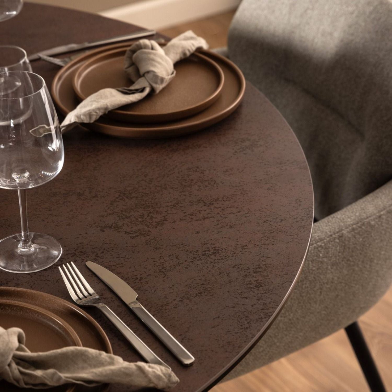 Heaven Round Dining Table with Ceramic Rusty Brown Top 119cm