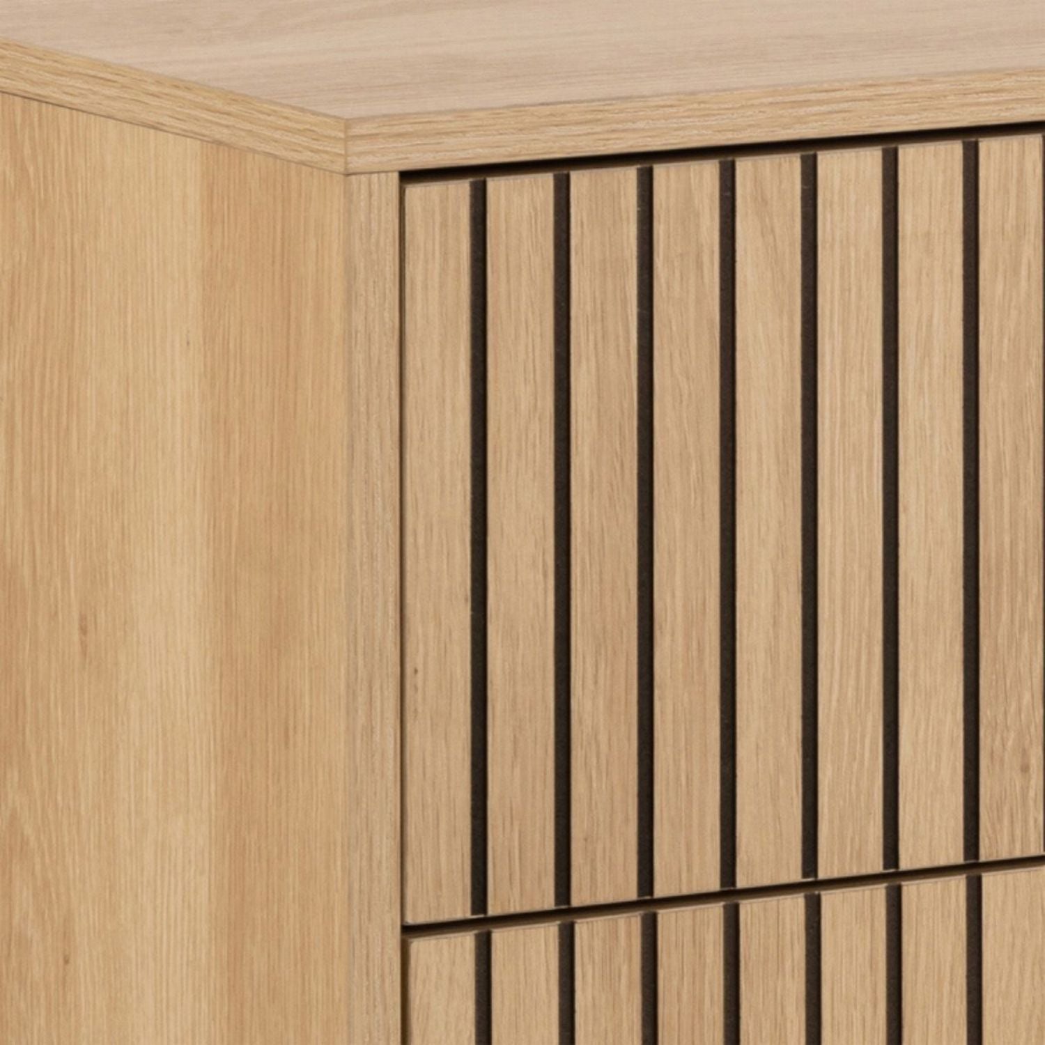 Albany Chest of 3 Drawers in Oak Black Legs