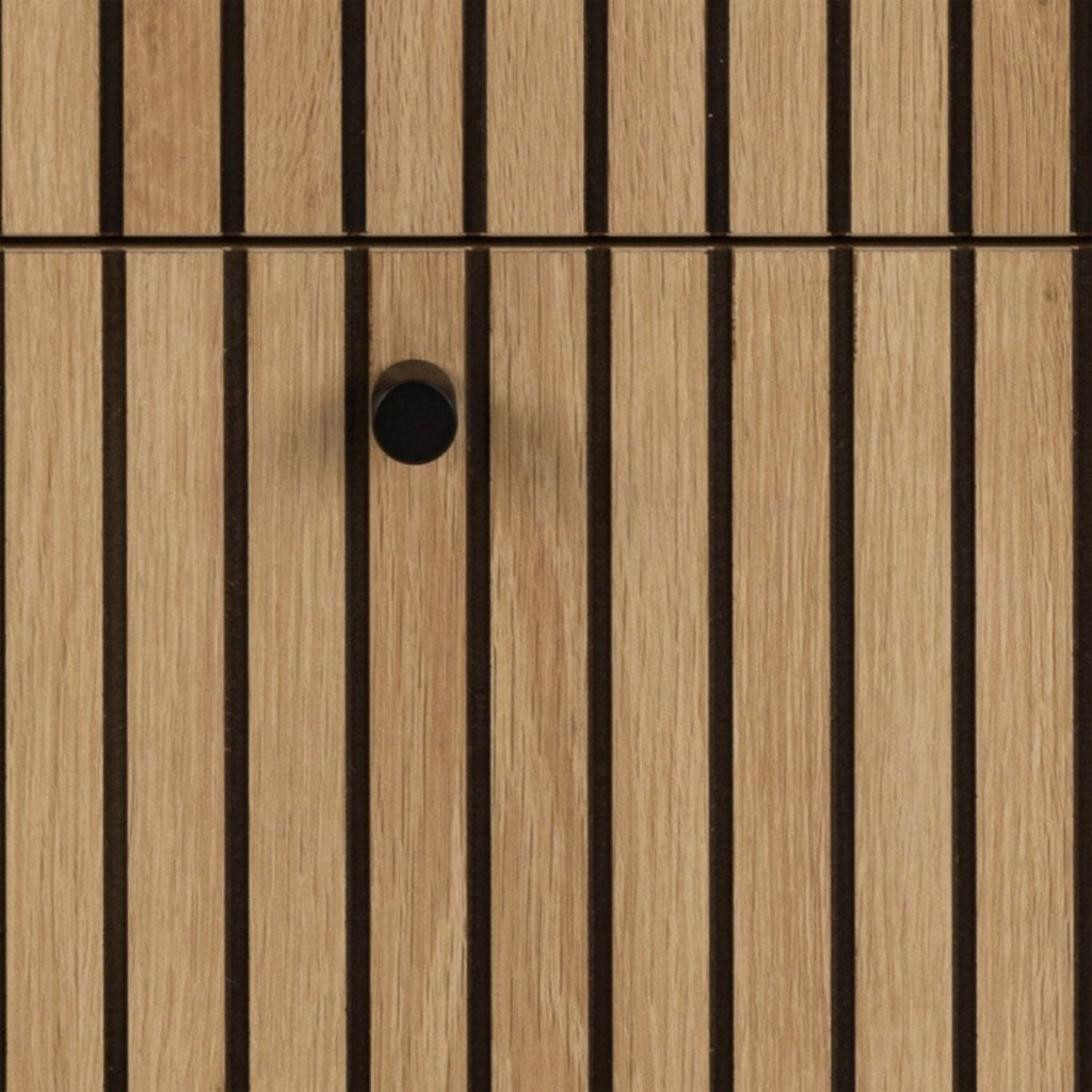 Albany Chest of 3 Drawers in Oak Black Legs