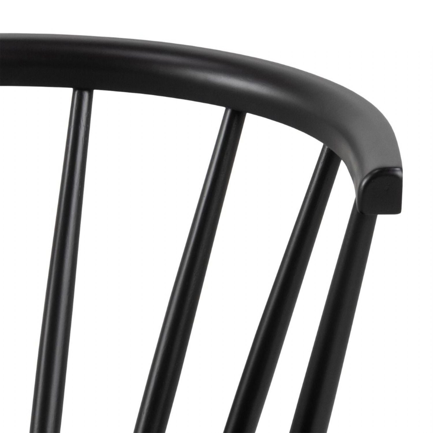 Christo Dining Table in Oak includes 6 Ida Dining Chair in Black