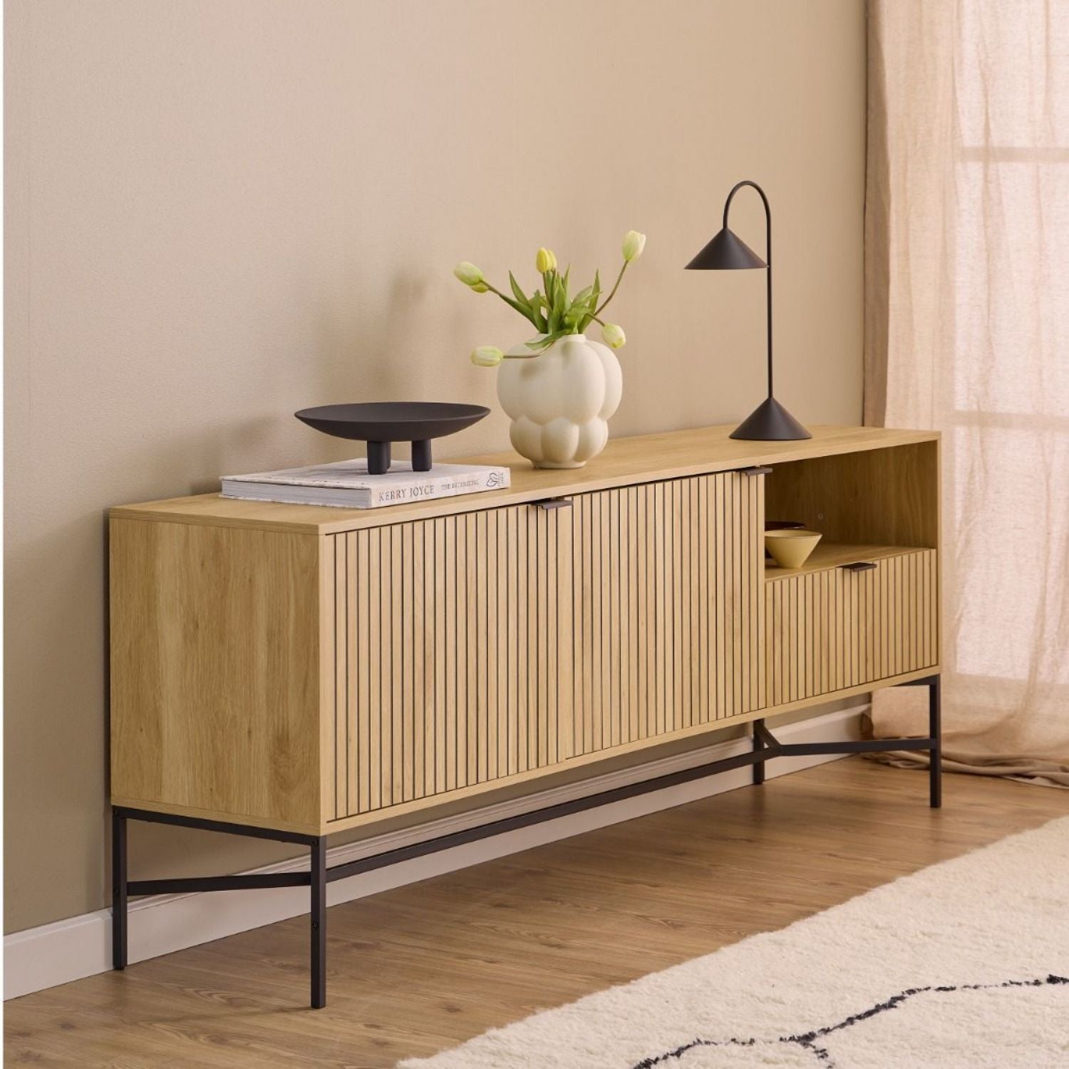 Jaipur Sideboard With 2 Doors and 1 Drawer in Oak