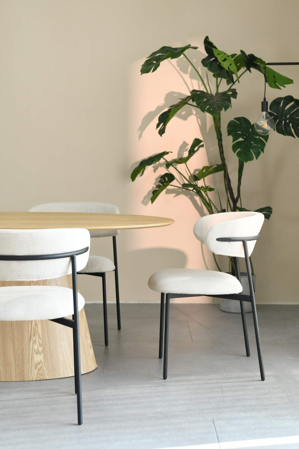 Cleveland Oval and 4 Marisa Natural Dining Set